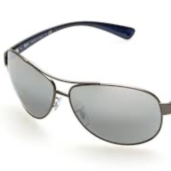 Ray-Ban RB3386 Aviator Sunglasses – Gunmetal / Gray Gradient / Blue Arms - Picture 9 of 10
